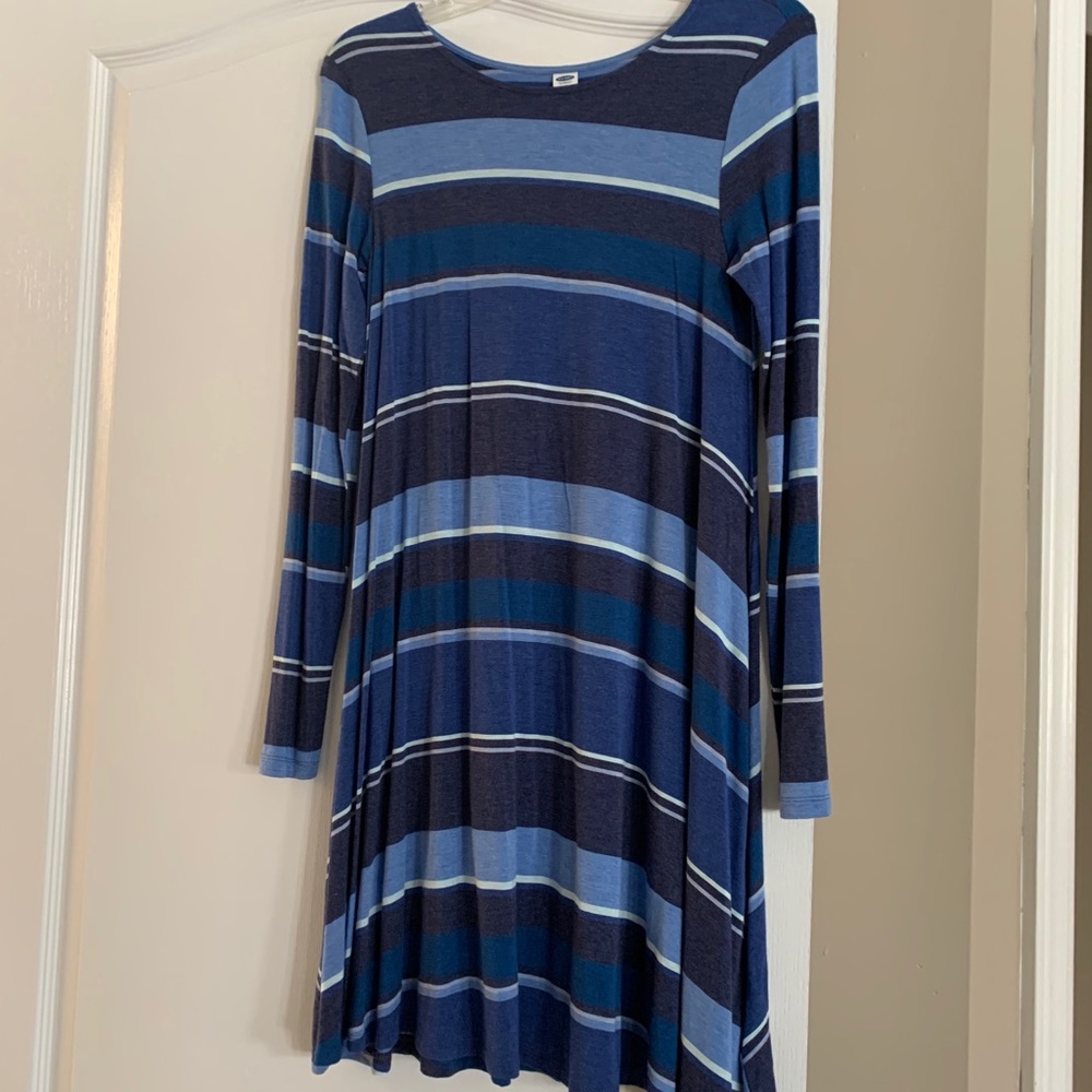 Very comfy swing dress size S